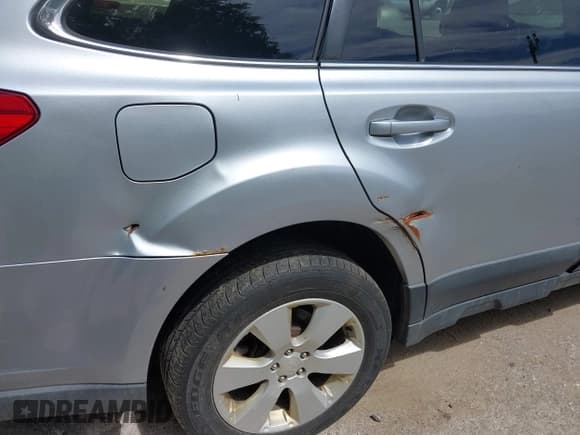 ✅ 2012 Subaru Outback Prem • VIN: 4S4BRBBC9C1294297 • Lot: 43024923. Listed on IAAI with 228,029 mi. Free auction sales archive from the USA and detailed vehicle history report at DreamBid. Image 12.