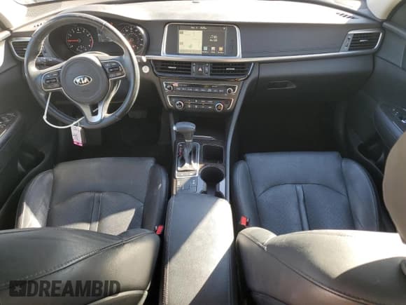 ✅ 2016 Kia Optima EX • VIN: 5XXGU4L30GG048302 • Lot: 91525595. Wystawiony na Copart z przebiegiem 110 487 mil. Bezpłatny archiwum sprzedaży aukcyjnych z USA i szczegółowy raport historii pojazdu na DreamBid. Zdjęcie 8.