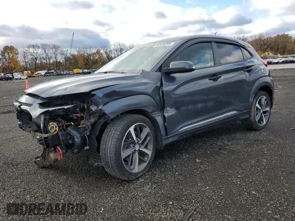 ✅ 2018 Hyundai Kona Limited • VIN: KM8K3CA53JU167728 • Лот: 90830295. Опубликован ранее на Copart с пробегом 111 550 миль. Бесплатный доступ к архиву аукционных продаж из США и подробный отчёт об истории автомобиля на DreamBid. Изображение 1.