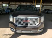 ✅ 2018 GMC Yukon Denali • VIN: 1GKS1CKJ6JR302813 • Lot: 81816415. Wystawiony na Copart z przebiegiem 105 238 mil. Bezpłatny archiwum sprzedaży aukcyjnych z USA i szczegółowy raport historii pojazdu na DreamBid. Zdjęcie 5.
