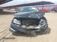 ✅ 2012 Mercedes-Benz C 300 Sport • VIN: WDDGF8BB6CR227922 • Lot: 41950171. Wystawiony na IAAI z przebiegiem 99 242 mil. Bezpłatny archiwum sprzedaży aukcyjnych z USA i szczegółowy raport historii pojazdu na DreamBid. Zdjęcie 11.