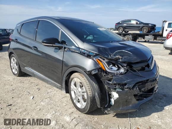 2017 Chevrolet Bolt EV LT z VIN 1G1FW6S03H4182721, wystawiony jako Copart lot #82183373 z przebiegiem 58 144 mil mil oraz . Historia ofert i sprzedaży dostępna na DreamBid. Obrazek 4.