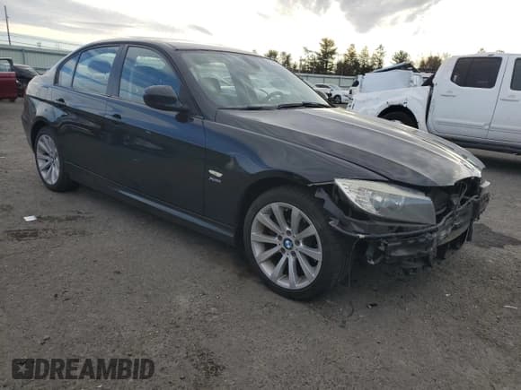 ✅ 2011 BMW 3 Series 328i xDrive • VIN: WBAPK5G59BNN26332 • Lot: 93462215. Listed on Copart with 134,589 mi. Free auction sales archive from the USA and detailed vehicle history report at DreamBid. Image 4.