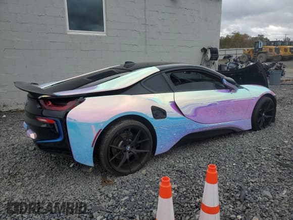 ✅ 2015 BMW i8 • VIN: WBY2Z2C53FV674591 • Лот: 86813955. Опубликован ранее на Copart с пробегом Не указан. Бесплатный доступ к архиву аукционных продаж из США и подробный отчёт об истории автомобиля на DreamBid. Изображение 3.