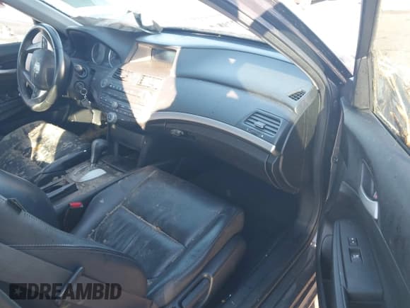 ✅ 2012 Honda Accord SE • VIN: 1HGCP2F67CA209073 • Lot: 43593168. Listed on IAAI with 133,026 mi. Free auction sales archive from the USA and detailed vehicle history report at DreamBid. Image 5.