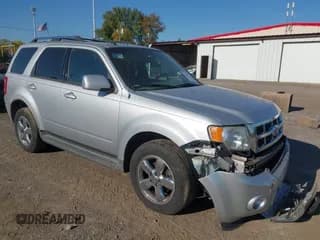 ✅ 2011 Ford Escape Limited • VIN: 1FMCU0EG0BKB96970 • Лот: 43533334. Опубликован ранее на IAAI с пробегом 168 457 миль. Бесплатный доступ к архиву аукционных продаж из США и подробный отчёт об истории автомобиля на DreamBid. Изображение 1.