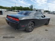 ✅ 2014 Dodge Challenger SXT • VIN: 2C3CDYAG6EH220214 • Lot: 76526284. Wystawiony na Copart z przebiegiem 120 341 mil. Bezpłatny archiwum sprzedaży aukcyjnych z USA i szczegółowy raport historii pojazdu na DreamBid. Zdjęcie 3.