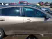 2018 Chevrolet Malibu LT z VIN 1G1ZD5ST7JF183128, wystawiony jako IAAI lot #42891573 z przebiegiem 137 547 mil mil oraz . Historia ofert i sprzedaży dostępna na DreamBid. Obrazek 13.