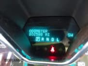 ✅ 2014 Chevrolet Traverse LS • VIN: 1GNKRFKD7EJ130710 • Lot: 43246425. Wystawiony na IAAI z przebiegiem 102 588 mil. Bezpłatny archiwum sprzedaży aukcyjnych z USA i szczegółowy raport historii pojazdu na DreamBid. Zdjęcie 15.