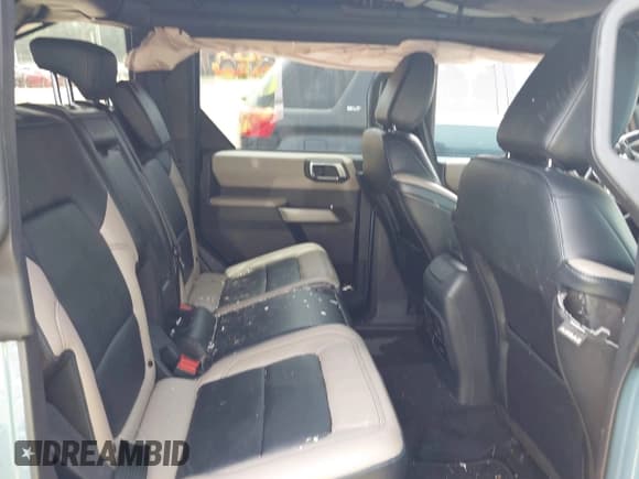 ✅ 2021 Ford Bronco • VIN: 1FMEE5DP5MLA71724 • Лот: 42286668. Опубликован ранее на IAAI с пробегом 38 239 миль. Бесплатный доступ к архиву аукционных продаж из США и подробный отчёт об истории автомобиля на DreamBid. Изображение 8.