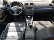 ✅ 2006 Volkswagen Jetta 2.5L • VIN: 3VWRF71K36M705232 • Лот: 70362695. Опубликован ранее на Copart с пробегом 182 398 миль. Бесплатный доступ к архиву аукционных продаж из США и подробный отчёт об истории автомобиля на DreamBid. Изображение 8.