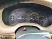 2002 Chevrolet Blazer LS z VIN 1GNCT18W52K187799, wystawiony jako Copart lot #73642634 z przebiegiem Nie podano mil oraz Szkoda całkowita • Salvage title. Historia ofert i sprzedaży dostępna na DreamBid. Obrazek 9.