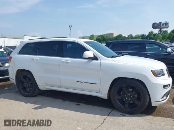 ✅ 2016 Jeep Grand Cherokee Overland • VIN: 1C4RJFCG8GC309773 • Lot: 42761220. Wystawiony na IAAI z przebiegiem 126 071 mil. Bezpłatny archiwum sprzedaży aukcyjnych z USA i szczegółowy raport historii pojazdu na DreamBid. Zdjęcie 13.
