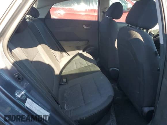 2019 Hyundai Accent SE z VIN 3KPC24A36KE067817, wystawiony jako Copart lot #60527184 z przebiegiem 62 112 mil mil oraz Nie do naprawy • Non repairable. Historia ofert i sprzedaży dostępna na DreamBid. Obrazek 21.