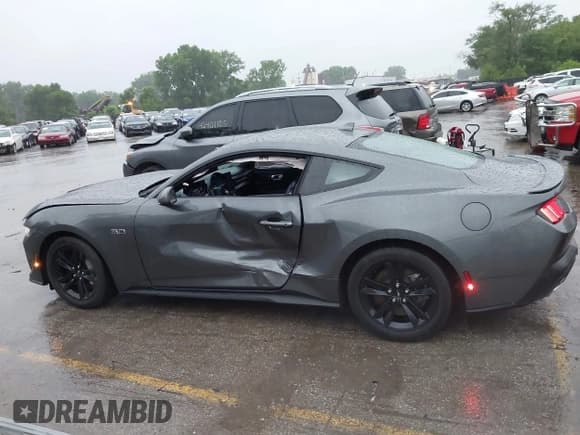 ✅ 2024 Ford Mustang GT • VIN: 1FA6P8CF1R5436110 • Lot: 42380469. Listed on IAAI with 4,446 mi. Free auction sales archive from the USA and detailed vehicle history report at DreamBid. Image 15.