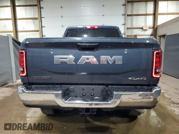 ✅ 2025 Ram 2500 Big Horn • VIN: 3C6UR5DJ1SG591422 • Лот: 91201965. Опубликован ранее на Copart с пробегом 11 155 миль. Бесплатный доступ к архиву аукционных продаж из США и подробный отчёт об истории автомобиля на DreamBid. Изображение 6.