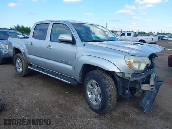 ✅ 2012 Toyota Tacoma PreRunner • VIN: 5TFJU4GNXCX023721 • Lot: 43419778. Listed on IAAI with 136,505 mi. Free auction sales archive from the USA and detailed vehicle history report at DreamBid. Image 1.