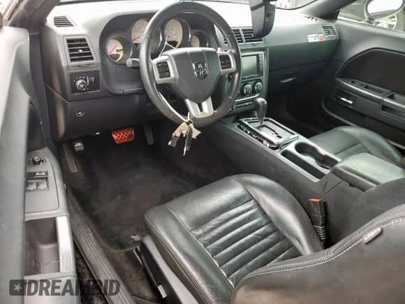 2013 Dodge Challenger R/T с VIN 2C3CDYBT4DH671037, выставлен на аукционе Copart как лот 69820635 с пробегом 135 364 миль миль и Чистый • Clean title. История ставок и продаж доступна на DreamBid. Изображение 8.