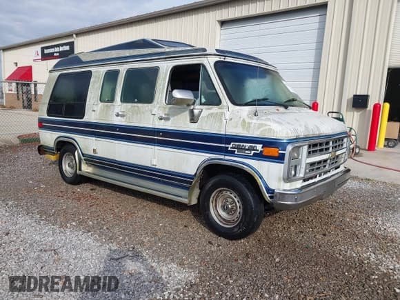 ✅ 1989 Chevrolet Sportvan • VIN: 1GBEG25KXK7152096 • Лот: 43754333. Опубликован ранее на IAAI с пробегом 45 221 миль. Бесплатный доступ к архиву аукционных продаж из США и подробный отчёт об истории автомобиля на DreamBid. Изображение 1.