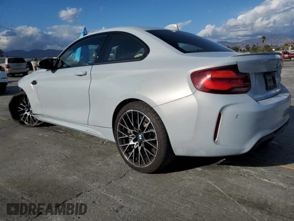 ✅ 2021 BMW M2 Competition • VIN: WBS2U7C09M7H19564 • Lot: 84471915. Wystawiony na Copart z przebiegiem 18 307 mil. Bezpłatny archiwum sprzedaży aukcyjnych z USA i szczegółowy raport historii pojazdu na DreamBid. Zdjęcie 2.