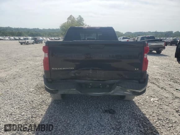 ✅ 2019 Chevrolet Silverado 1500 LT • VIN: 1GCPYDEKXKZ268514 • Lot: 70762445. Wystawiony na Copart z przebiegiem 89 370 mil. Bezpłatny archiwum sprzedaży aukcyjnych z USA i szczegółowy raport historii pojazdu na DreamBid. Zdjęcie 6.