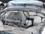 ✅ 2011 Volvo XC60 3.0T • VIN: YV4902DZ2B2209773 • Lot: 43820054. Wystawiony na IAAI z przebiegiem 177 501 mil. Bezpłatny archiwum sprzedaży aukcyjnych z USA i szczegółowy raport historii pojazdu na DreamBid. Zdjęcie 10.