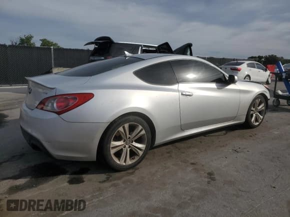 ✅ 2012 Hyundai Genesis Coupe Premium • VIN: KMHHT6KD2CU075286 • Лот: 90823085. Опубликован ранее на Copart с пробегом 128 211 миль. Бесплатный доступ к архиву аукционных продаж из США и подробный отчёт об истории автомобиля на DreamBid. Изображение 3.