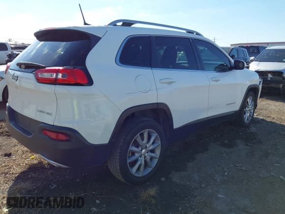 ✅ 2018 Jeep Cherokee Limited • VIN: 1C4PJLDX2JD511269 • Лот: 43677528. Опубликован ранее на IAAI с пробегом 85 767 миль. Бесплатный доступ к архиву аукционных продаж из США и подробный отчёт об истории автомобиля на DreamBid. Изображение 4.
