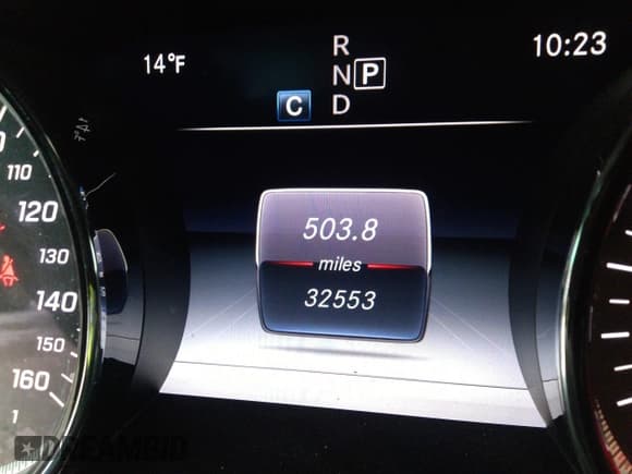 ✅ 2019 Mercedes-Benz E 450 • VIN: WDDZF6JBXKA578859 • Lot: 35463261. Wystawiony na IAAI z przebiegiem 32 553 mil. Bezpłatny archiwum sprzedaży aukcyjnych z USA i szczegółowy raport historii pojazdu na DreamBid. Zdjęcie 7.