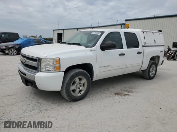 ✅ 2011 Chevrolet Silverado 1500 1HY • VIN: 3GCUKUEJ2BG306765 • Lot: 71767224. Listed on Copart with 158,371 mi. Free auction sales archive from the USA and detailed vehicle history report at DreamBid. Image 1.