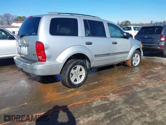✅ 2008 Dodge Durango SLT • VIN: 1D8HD48N08F112581 • Lot: 41598024. Listed on IAAI with 237,344 mi. Free auction sales archive from the USA and detailed vehicle history report at DreamBid. Image 4.