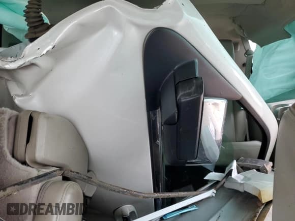 ✅ 2015 Lincoln Navigator • VIN: 5LMJJ3JT2FEJ14453 • Lot: 58723115. Listed on Copart with 154,651 mi. Free auction sales archive from the USA and detailed vehicle history report at DreamBid. Image 10.