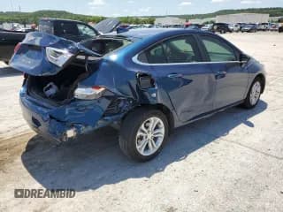✅ 2019 Chevrolet Cruze LT • VIN: 1G1BE5SM0K7133075 • Lot: 58168123. Listed on Copart with 60,770 mi. Free auction sales archive from the USA and detailed vehicle history report at DreamBid. Image 3.
