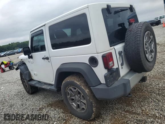 ✅ 2012 Jeep Wrangler Sahara • VIN: 1C4AJWBG5CL134097 • Lot: 58729075. Wystawiony na Copart z przebiegiem 191 504 mil. Bezpłatny archiwum sprzedaży aukcyjnych z USA i szczegółowy raport historii pojazdu na DreamBid. Zdjęcie 2.