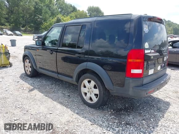 ✅ 2006 Land Rover LR3 HSE • VIN: SALAG25496A408533 • Lot: 43051588. Wystawiony na IAAI z przebiegiem 144 714 mil. Bezpłatny archiwum sprzedaży aukcyjnych z USA i szczegółowy raport historii pojazdu na DreamBid. Zdjęcie 3.