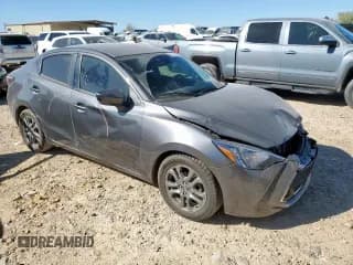 ✅ 2019 Toyota Yaris LE • VIN: 3MYDLBYV5KY505420 • Лот: 91654905. Опубликован ранее на Copart с пробегом 108 525 миль. Бесплатный доступ к архиву аукционных продаж из США и подробный отчёт об истории автомобиля на DreamBid. Изображение 4.