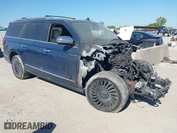 ✅ 2019 Lincoln Navigator Black Label • VIN: 5LMJJ3TTXKEL01012 • Lot: 43376220. Listed on IAAI with Not provided. Free auction sales archive from the USA and detailed vehicle history report at DreamBid. Image 1.