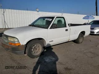 ✅ 2000 Chevrolet S-10 • VIN: 1GCCS1456Y8279065 • Лот: 83662604. Опубликован ранее на Copart с пробегом Не указан. Бесплатный доступ к архиву аукционных продаж из США и подробный отчёт об истории автомобиля на DreamBid. Изображение 1.