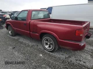 ✅ 1998 Chevrolet S-10 LS • VIN: 1GCCS1449W8119105 • Лот: 85256604. Опубликован ранее на Copart с пробегом 247 411 миль. Бесплатный доступ к архиву аукционных продаж из США и подробный отчёт об истории автомобиля на DreamBid. Изображение 2.