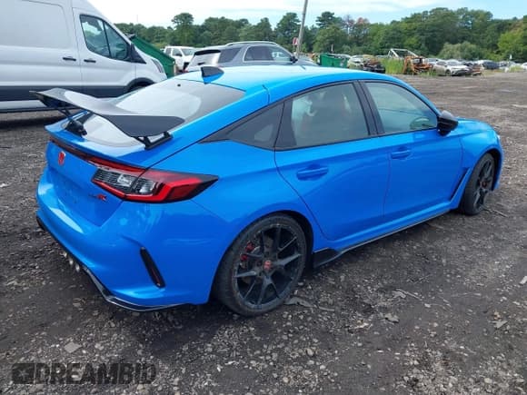 ✅ 2025 Honda Civic Type R • VIN: JHMFL5G4XSX003424 • Lot: 43160543. Wystawiony na IAAI z przebiegiem 3 299 mil. Bezpłatny archiwum sprzedaży aukcyjnych z USA i szczegółowy raport historii pojazdu na DreamBid. Zdjęcie 4.