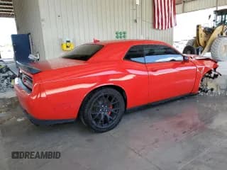 ✅ 2016 Dodge Challenger SRT Hellcat • VIN: 2C3CDZC90GH168067 • Lot: 67282353. Wystawiony na Copart z przebiegiem 43 391 mil. Bezpłatny archiwum sprzedaży aukcyjnych z USA i szczegółowy raport historii pojazdu na DreamBid. Zdjęcie 3.