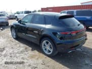 ✅ 2021 Porsche Macan • VIN: WP1AA2A57MLB10702 • Lot: 42697207. Wystawiony na IAAI z przebiegiem 44 119 mil. Bezpłatny archiwum sprzedaży aukcyjnych z USA i szczegółowy raport historii pojazdu na DreamBid. Zdjęcie 3.