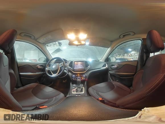 ✅ 2015 Jeep Cherokee Latitude • VIN: 1C4PJMCS9FW667008 • Lot: 94819205. Wystawiony na Copart z przebiegiem 98 525 mil. Bezpłatny archiwum sprzedaży aukcyjnych z USA i szczegółowy raport historii pojazdu na DreamBid. Zdjęcie 15.