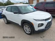 ✅ 2023 Chevrolet TrailBlazer LS • VIN: KL79MMS22PB025334 • Лот: 43361790. Опубликован ранее на IAAI с пробегом 27 024 миль. Бесплатный доступ к архиву аукционных продаж из США и подробный отчёт об истории автомобиля на DreamBid. Изображение 1.