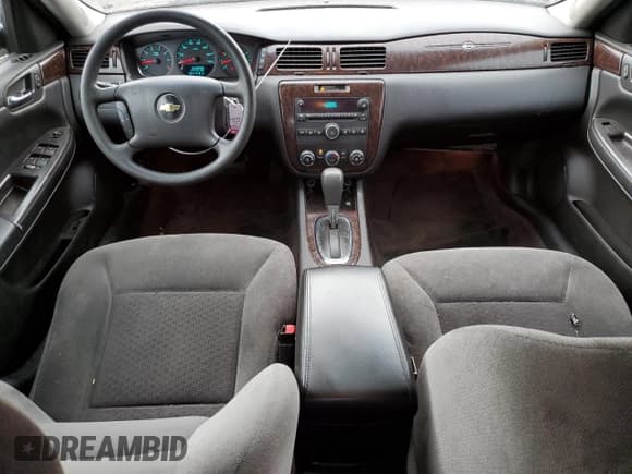 ✅ 2015 Chevrolet Impala LS • VIN: 2G1WA5E32F1111467 • Лот: 71698304. Опубликован ранее на Copart с пробегом 107 731 миль. Бесплатный доступ к архиву аукционных продаж из США и подробный отчёт об истории автомобиля на DreamBid. Изображение 8.