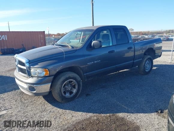 ✅ 2002 Dodge 1500 • VIN: 3D7HU18N52G167097 • Lot: 43551064. Listed on IAAI with 252,741 mi. Free auction sales archive from the USA and detailed vehicle history report at DreamBid. Image 2.