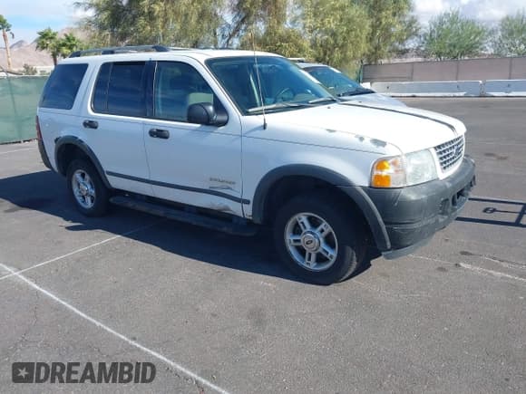 ✅ 2004 Ford Explorer XLS • VIN: 1FMZU62KX4UB34232 • Lot: 43726856. Wystawiony na IAAI z przebiegiem 206 379 mil. Bezpłatny archiwum sprzedaży aukcyjnych z USA i szczegółowy raport historii pojazdu na DreamBid. Zdjęcie 1.