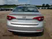 2016 Hyundai Sonata Sport z VIN 5NPE34AF7GH267687, wystawiony jako Copart lot #70825615 z przebiegiem Nie podano mil oraz Szkoda całkowita • Salvage title. Historia ofert i sprzedaży dostępna na DreamBid. Obrazek 6.
