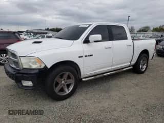 ✅ 2010 Dodge 1500 Sport • VIN: 1D7RB1CT5AS176454 • Лот: 48539125. Размещён на Copart с пробегом Не указан миль. Получите бесплатный доступ к архиву аукционных продаж из США и посмотрите подробный отчёт об истории автомобиля на DreamBid. Изображение 1.
