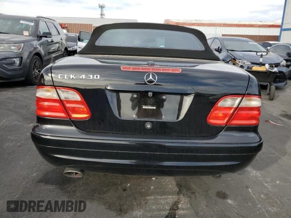 ✅ 2001 Mercedes-Benz CLK 320/430 • VIN: WDBLK70G21T079151 • Lot: 91594035. Wystawiony na Copart z przebiegiem 69 015 mil. Bezpłatny archiwum sprzedaży aukcyjnych z USA i szczegółowy raport historii pojazdu na DreamBid. Zdjęcie 6.